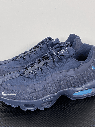 95 Obsidian & Light Photo Blue