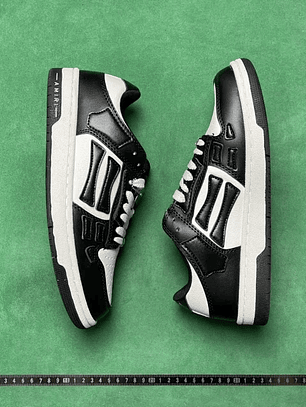 Skel Top Low Black Off White