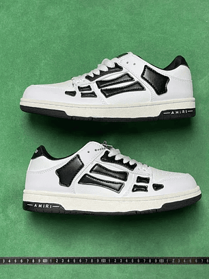 Skel Top Low White And Black  