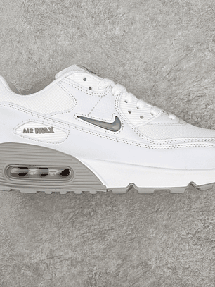 90 Jewel - Light Smoke Grey