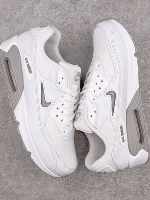 90 Jewel - Light Smoke Grey