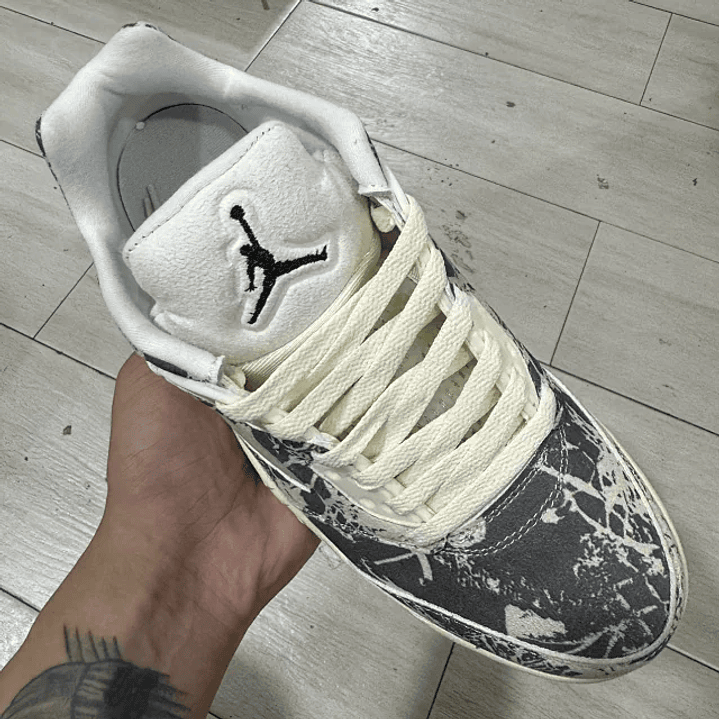 AJ 5  Low Expression 5