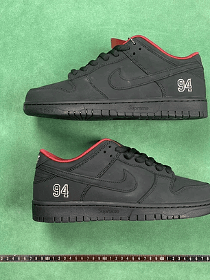 Dunk SB Supreme 94 Black