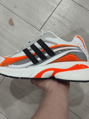 Pharrell x Adidas Adistar Jellyfish