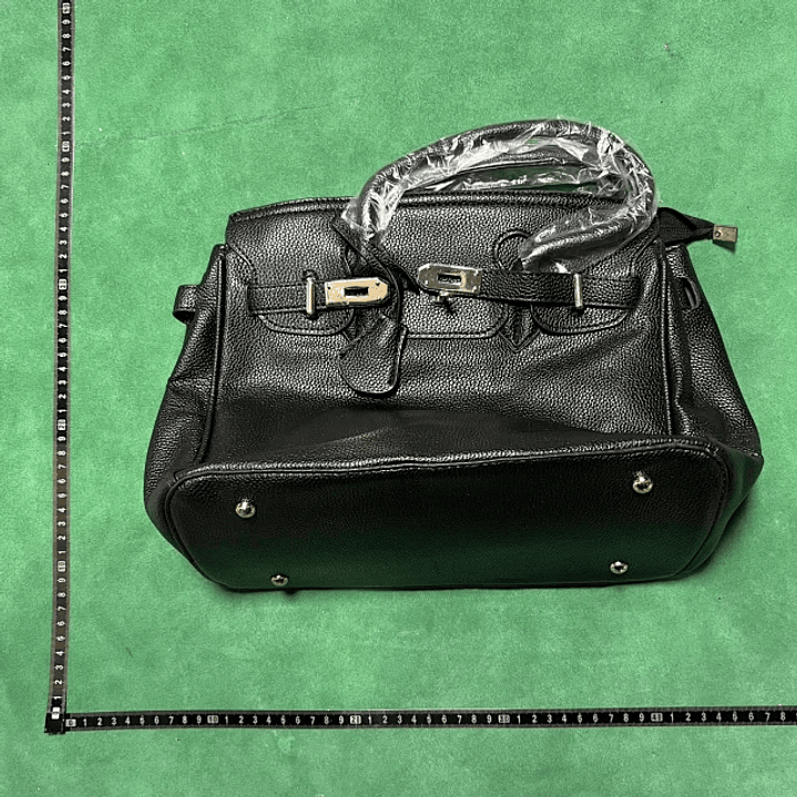 Mala em Pele Preta  1