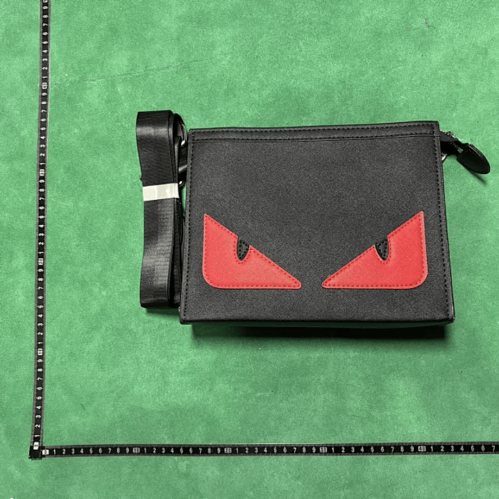 Mala Preta e Vermelho 1