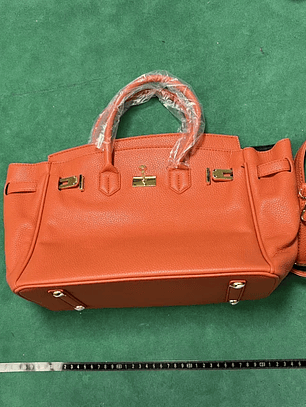 Mala em Pele Laranja