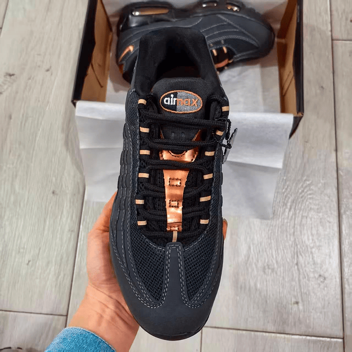 95 Black and Orange 3