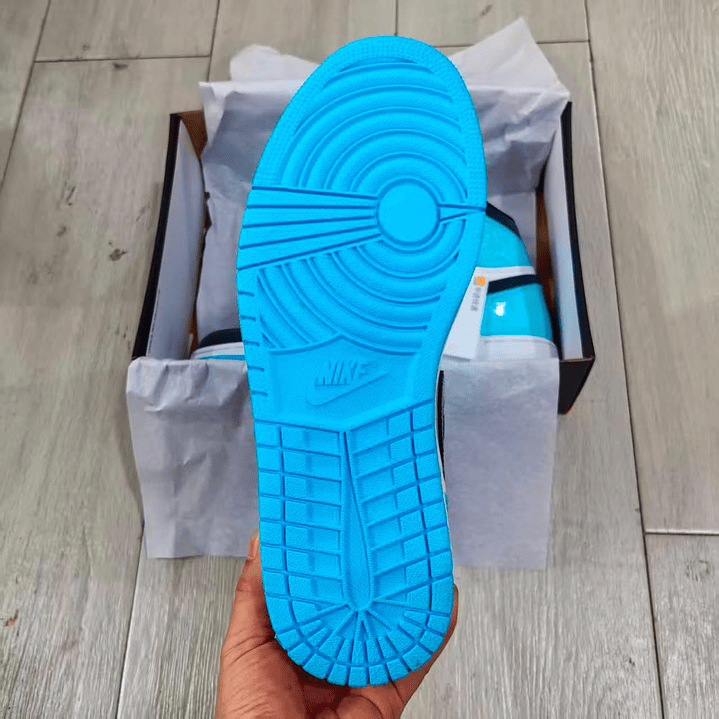  AJ1 Blue and balck 5