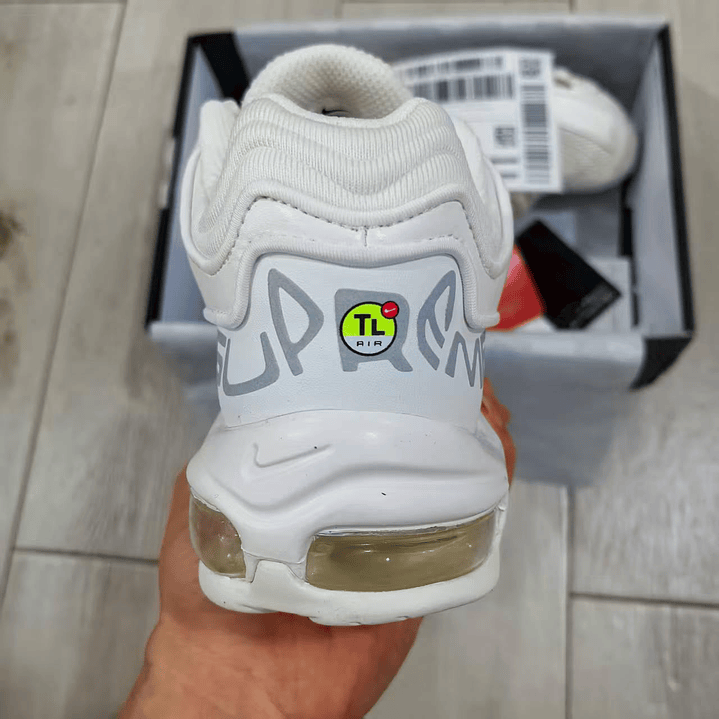Air Max 98 TL x Supreme White 4