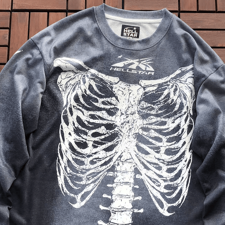 HELLSTAR LONG-SLEEVE  2