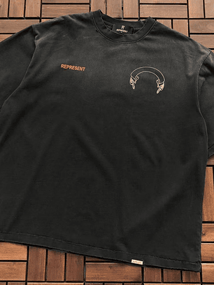 T-shirt Represent