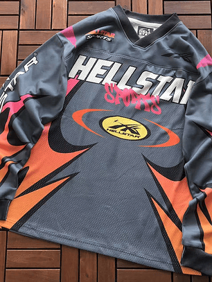 HELLSTAR LONG-SLEEVE   