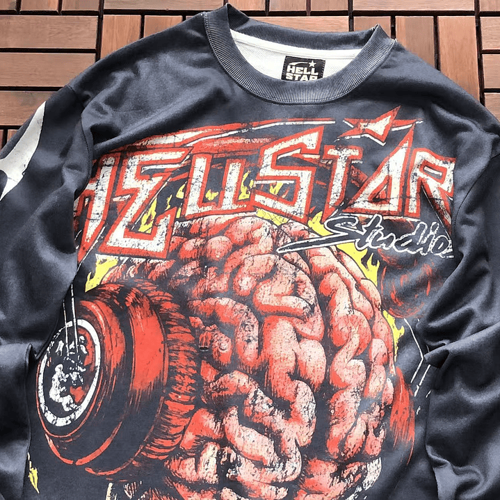 HELLSTAR LONG-SLEEVE  2