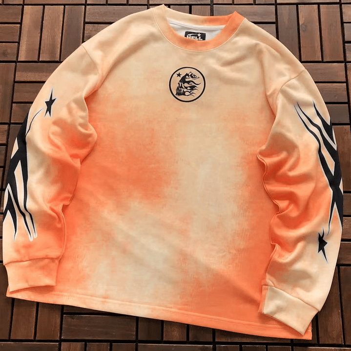 HELLSTAR LONG-SLEEVE    1