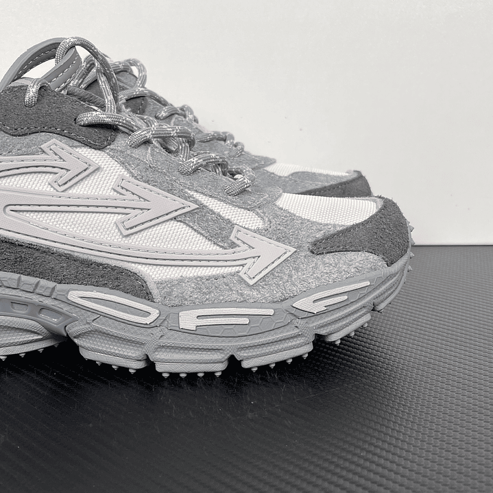 Be Right Back Rose and Grey 4