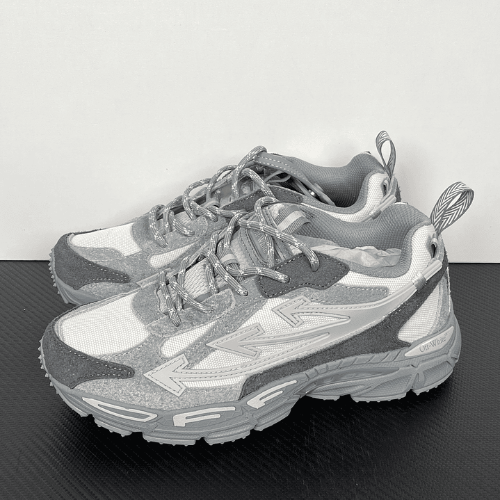 Be Right Back Rose and Grey 1