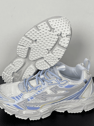 Be Right Back  White and Blue