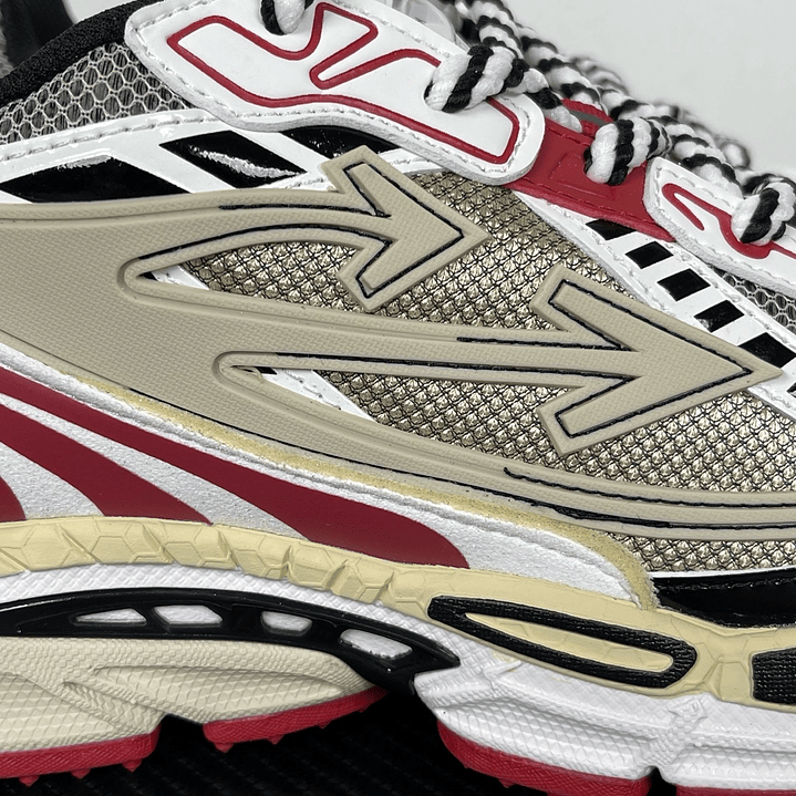 Be Right Back Red And Cream 5