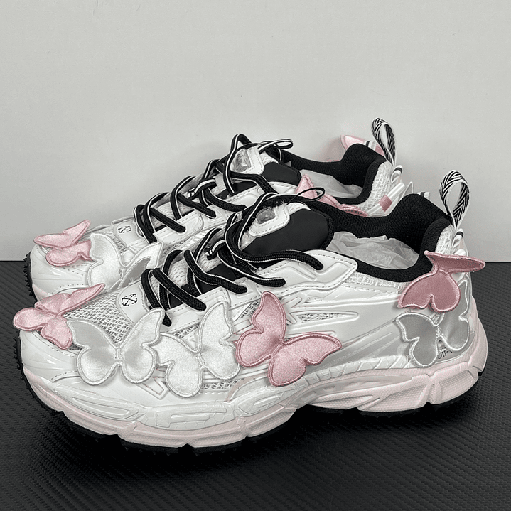 Be Right Back Pink and White 1