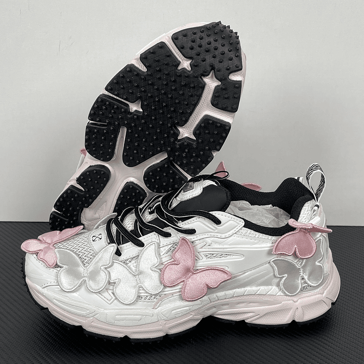 Be Right Back Pink and White 5