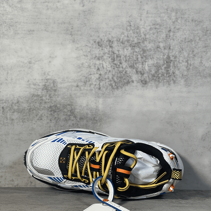 Be Right Back Blue Sky 5