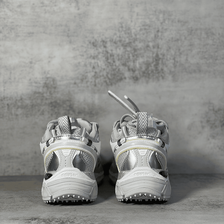 Be Right Back Ice Grey 6