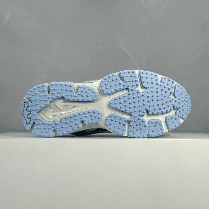 Be Right Back Soft Blue 5