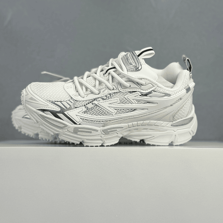 Be Right Back Frozen White 1