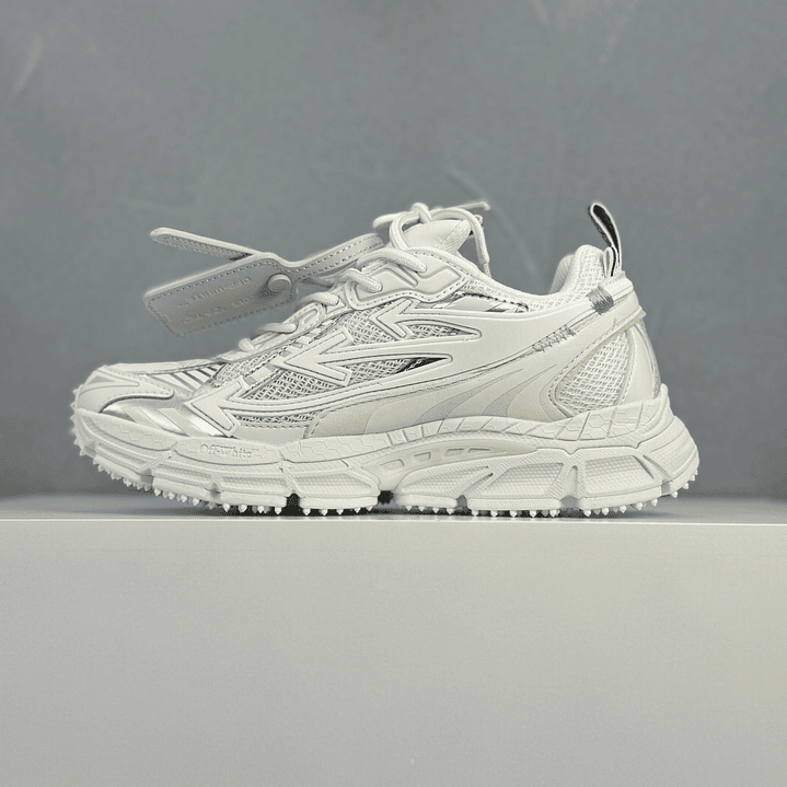 Be Right Back Frozen White 3