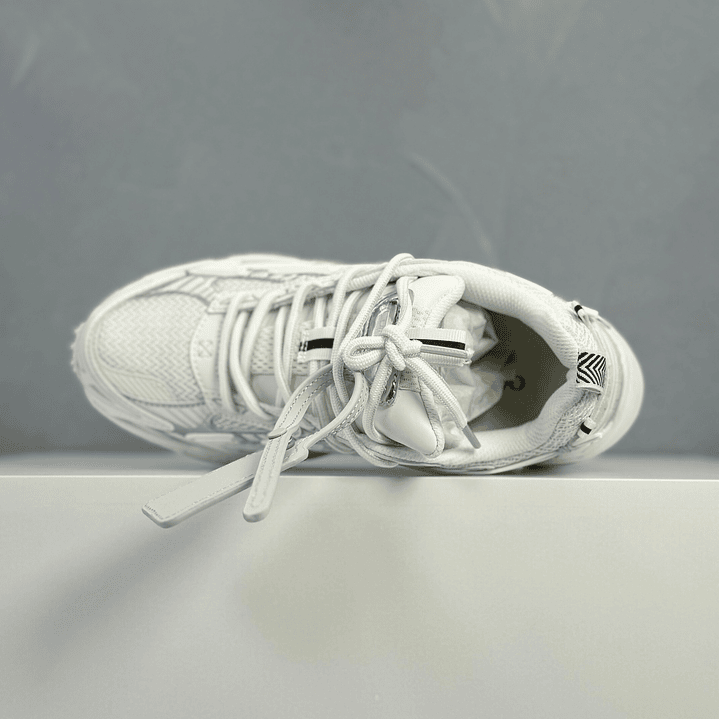 Be Right Back Frozen White 4