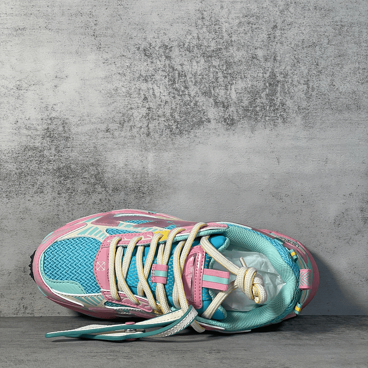 Be Right Back Candy 8