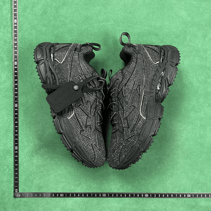 Be Right Back Black Hole 4