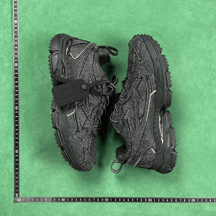 Be Right Back Black Hole 7