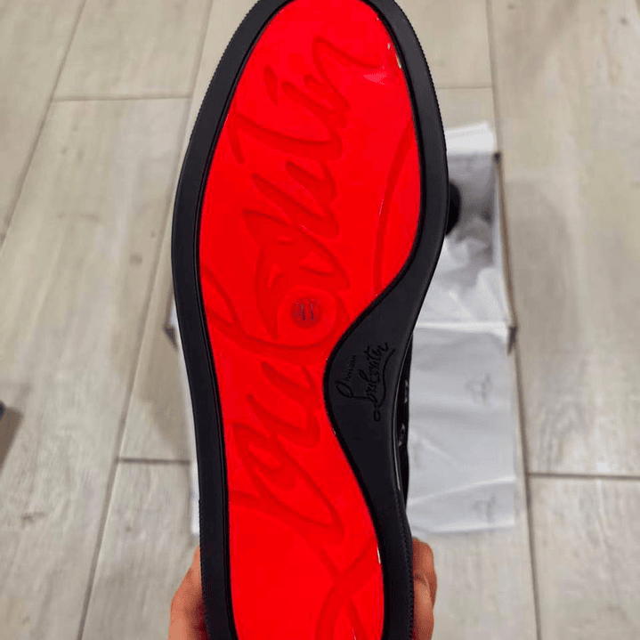 Cristhian Louboutin Assinada  5