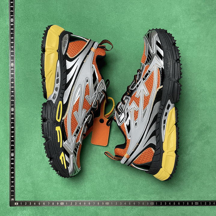 Be Right Back Orange 3