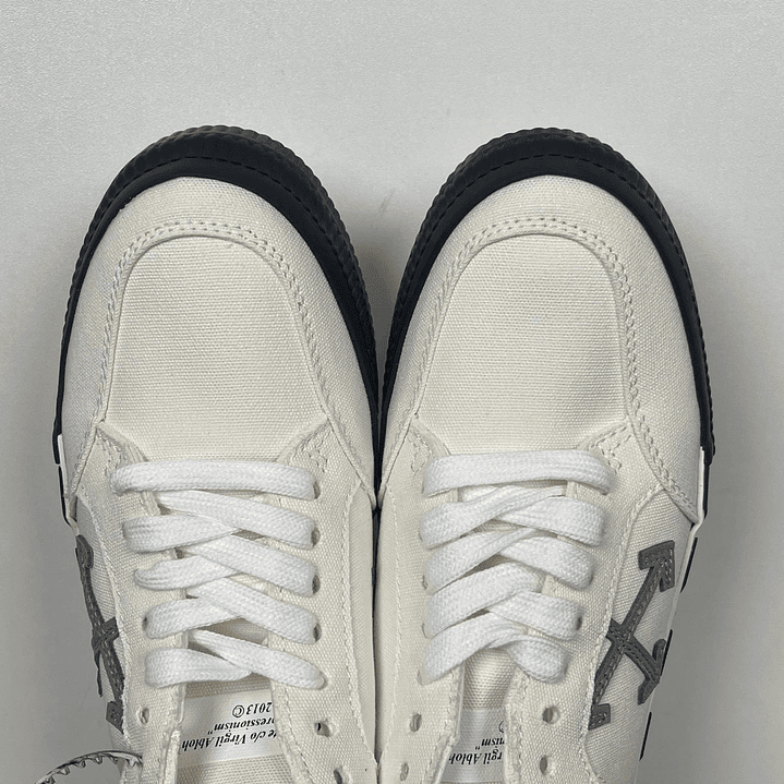 Vulcanized Black Grey 4