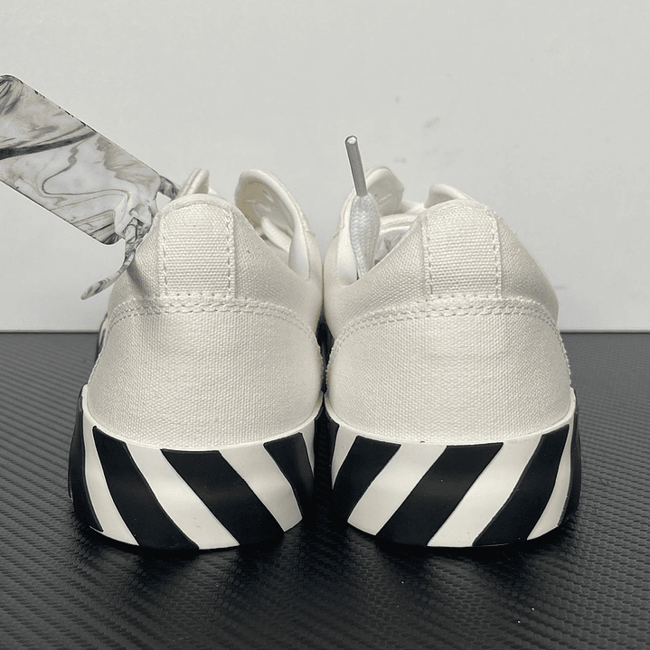 Vulcanized Black Grey 6