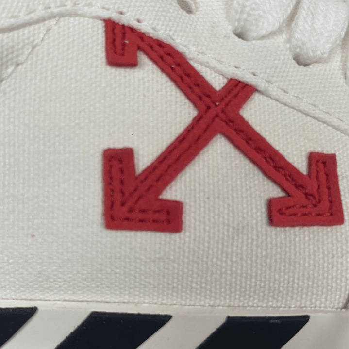 Vulcanized White Red 4