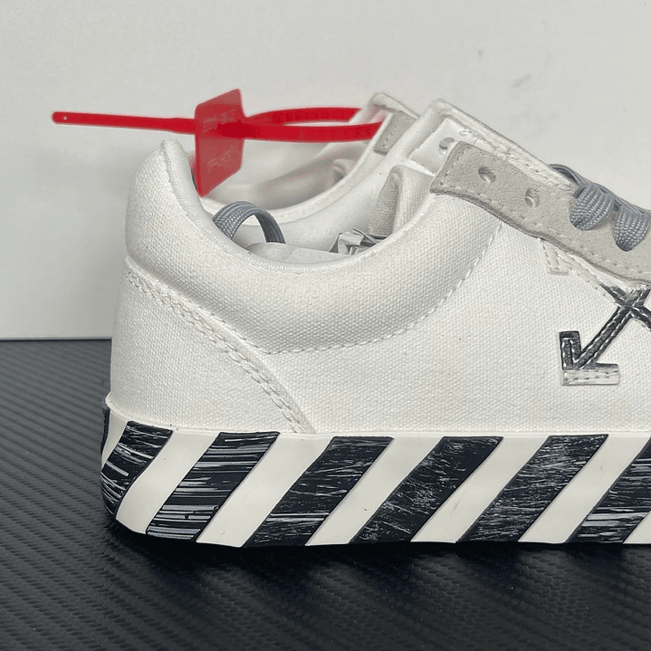 Vulcanized Grey Fade 7