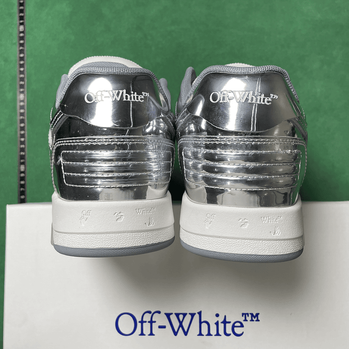 Out Of Office Ice diamond 6