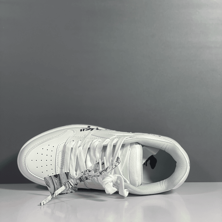 For Walking White and Black 4