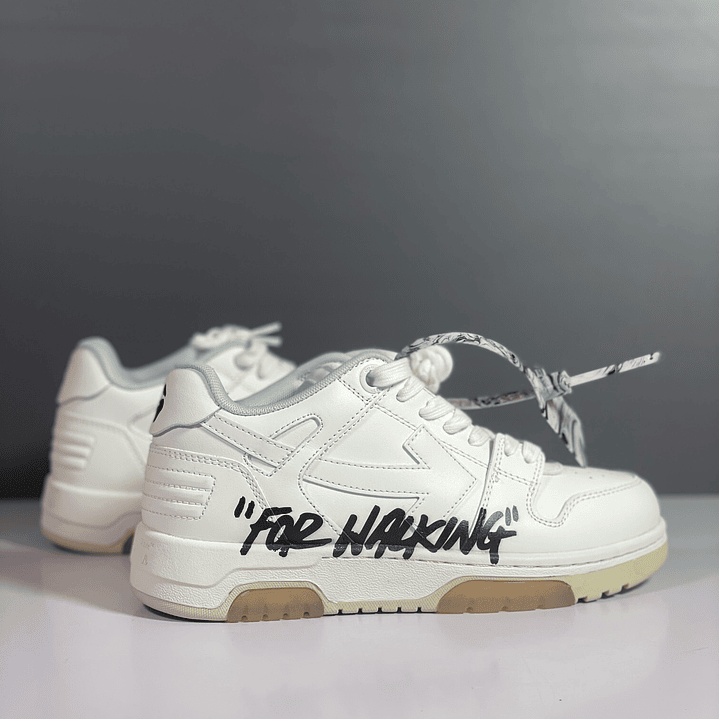 For Walking White and Black 9