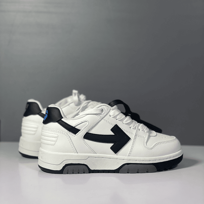 Out Of Office White and Black 3