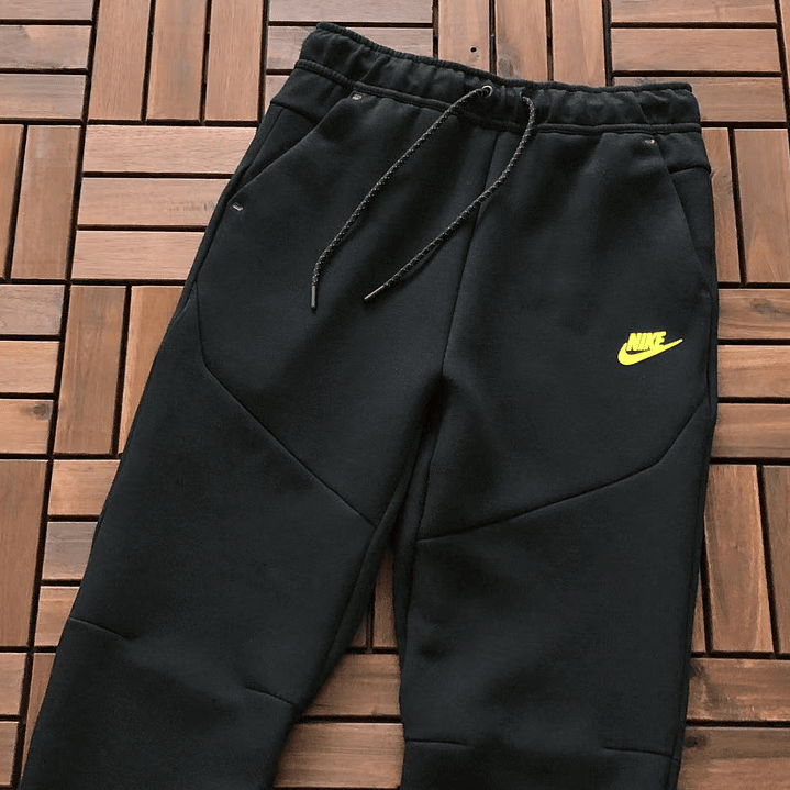 Conjunto Tech Fleece 2020 6