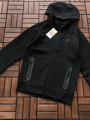 Conjunto Tech Fleece 2023  