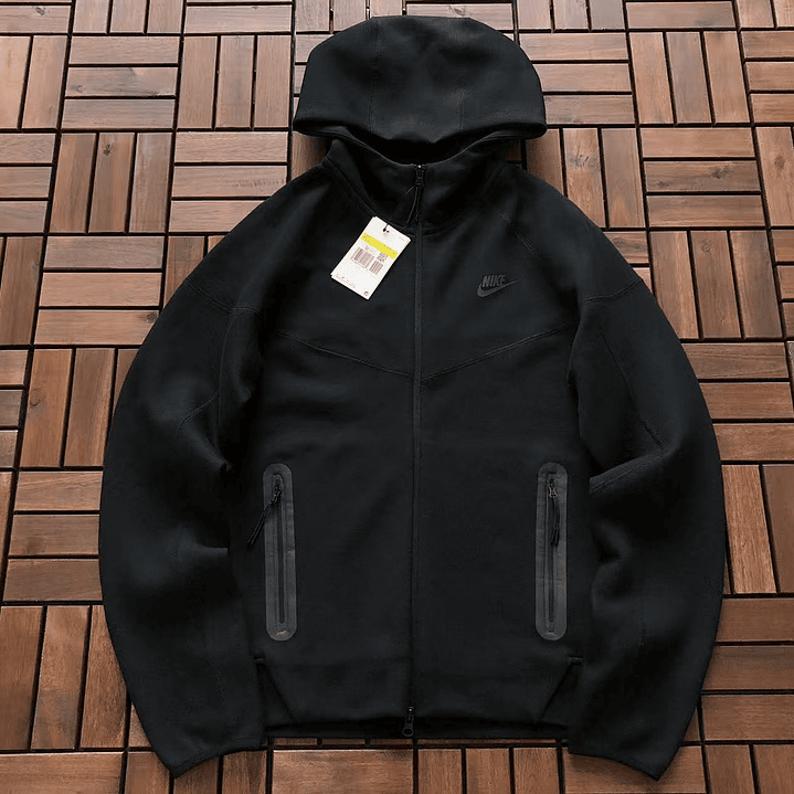 Conjunto Tech Fleece 2023   3