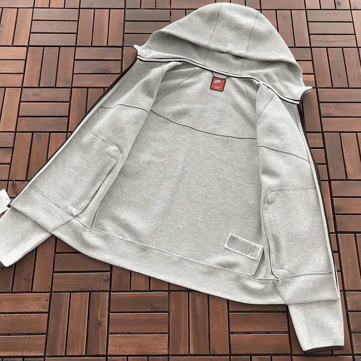 Conjunto Tech Fleece 2023   4