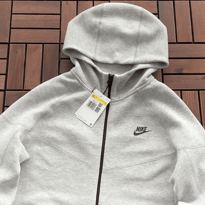 Conjunto Tech Fleece 2023   3