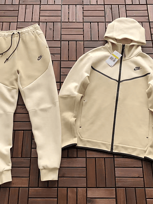 Conjunto Tech Fleece 2020 